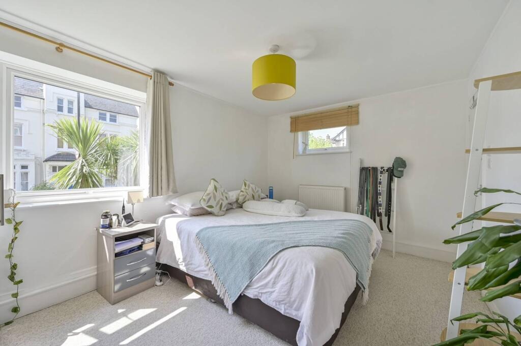 WhatsApp Image 2025-06-09 at 22.02.24